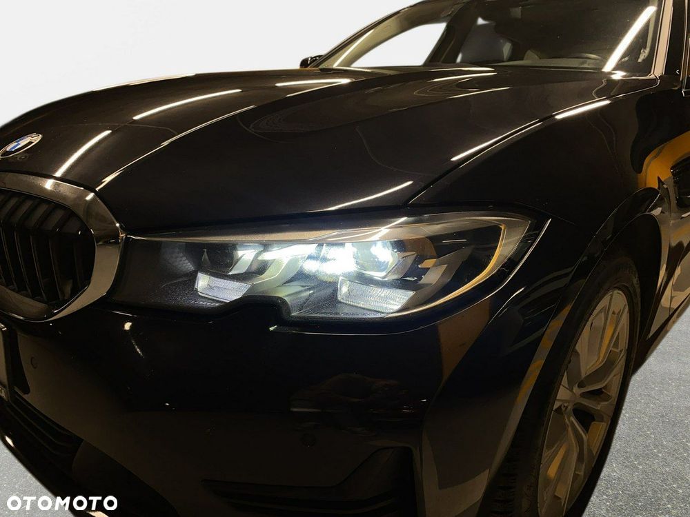BMW Seria 3 - 10