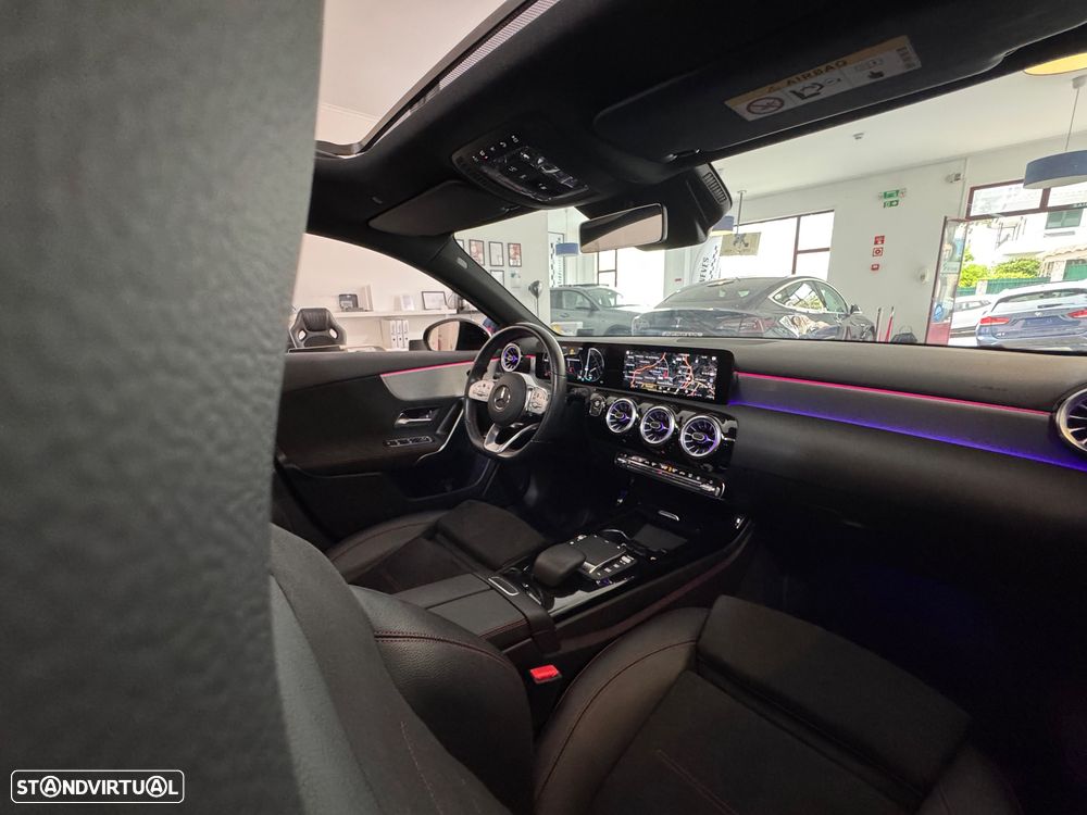 Mercedes-Benz A 250 e AMG Line - 14