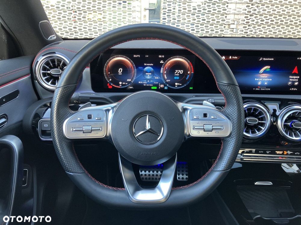Mercedes-Benz CLA - 12