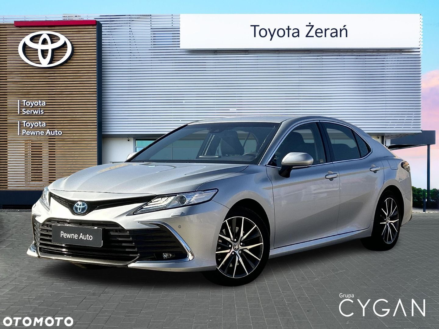 Toyota Camry 2.5 Hybrid Executive CVT - 1