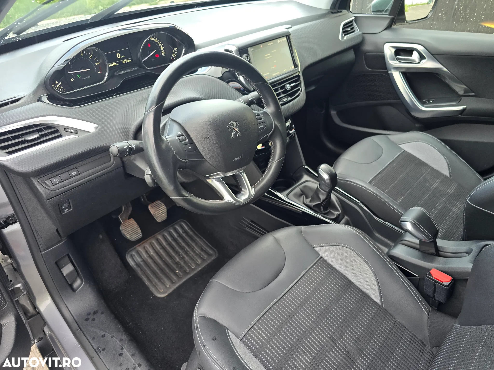 Peugeot 2008 PureTech 110 Stop&Start Allure - 21