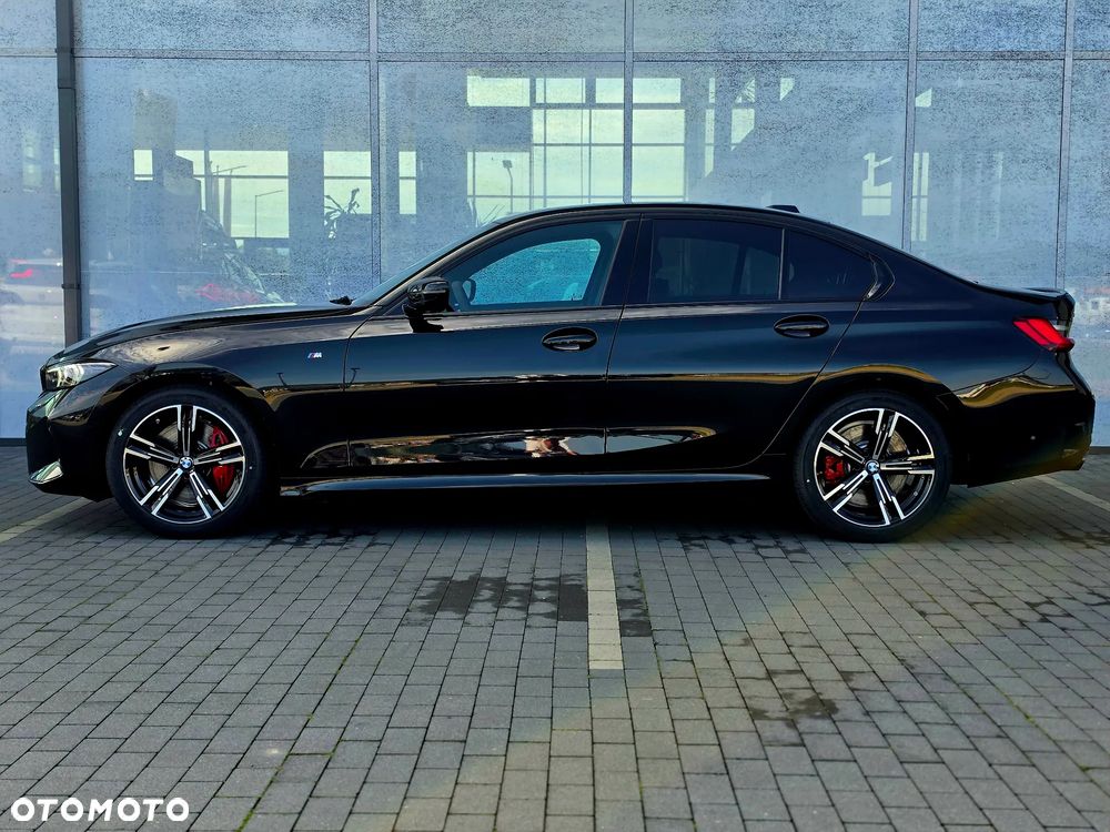 BMW Seria 3 330i xDrive M Sport - 3