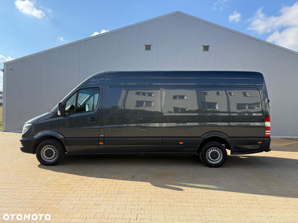 Mercedes-Benz Sprinter 319 - 3