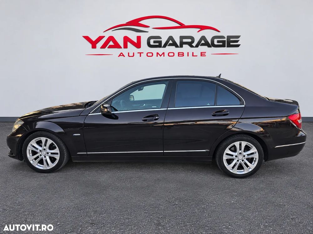 Mercedes-Benz C 250 (BlueTEC) d 4Matic 7G-TRONIC AMG Line - 4