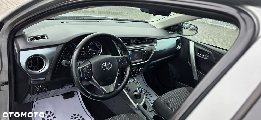Toyota Auris 1.8 HSD Luna - 13