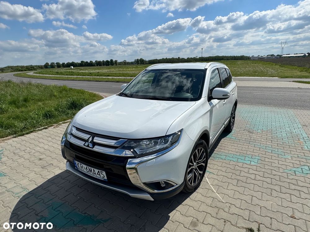 Mitsubishi Outlander 2.0 Intense + 4WD CVT - 7