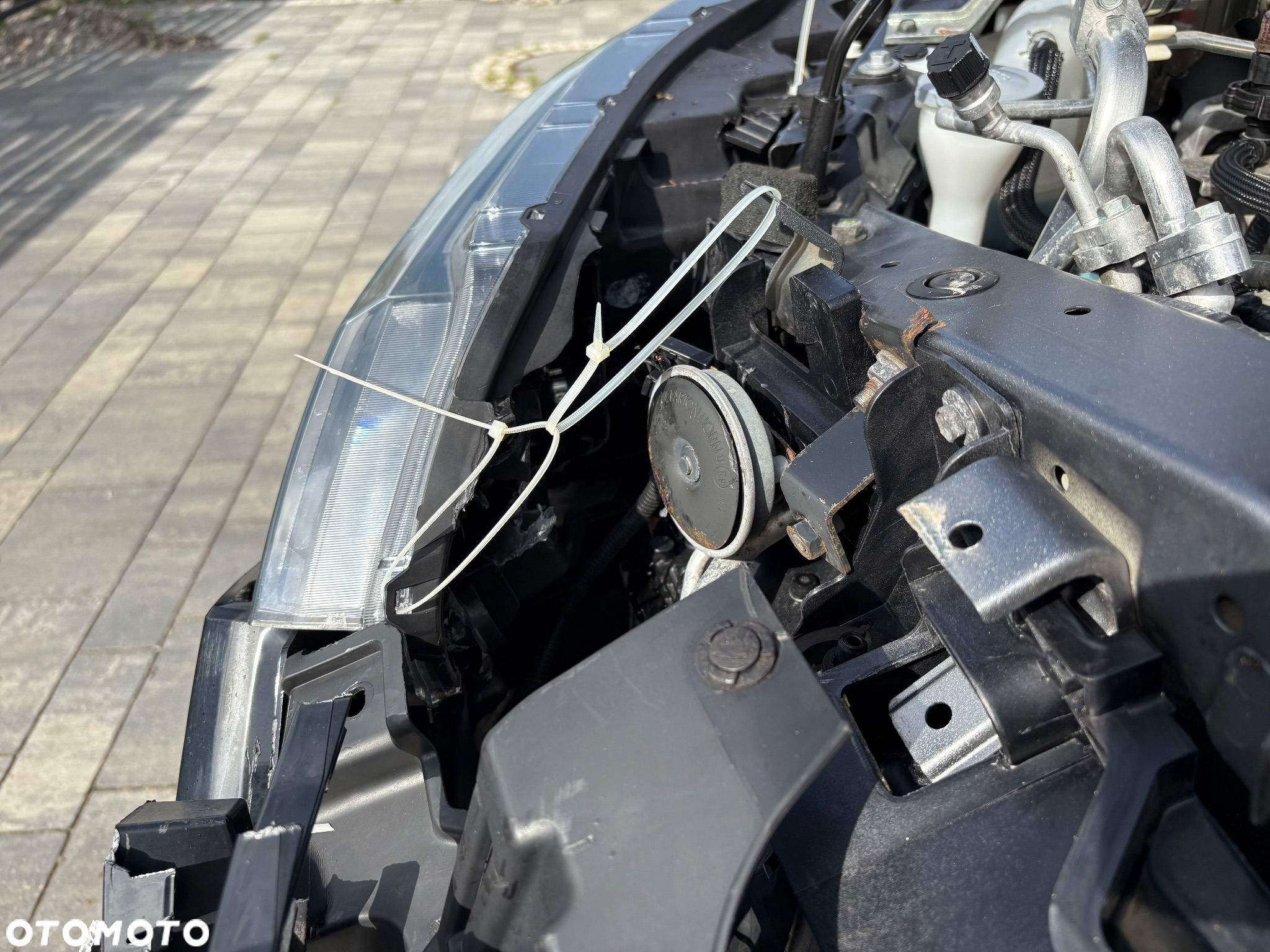 Nissan Qashqai 1.6 dCi Xtronic N-Connecta - 19