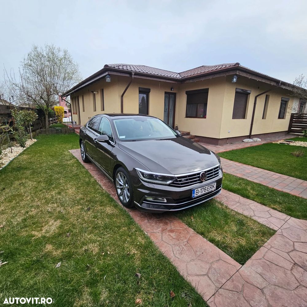 Volkswagen Passat Variant 2.0 TDI DSG 4Motion Highline - 2