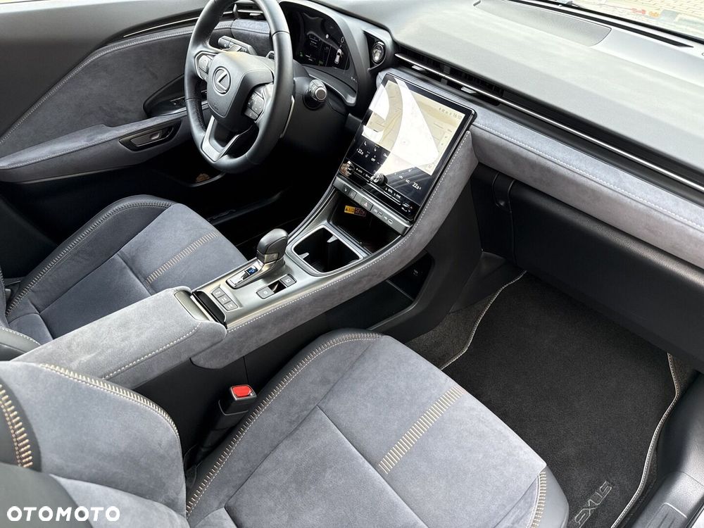 Lexus LBX 1.5 Hybrid Cool - 17
