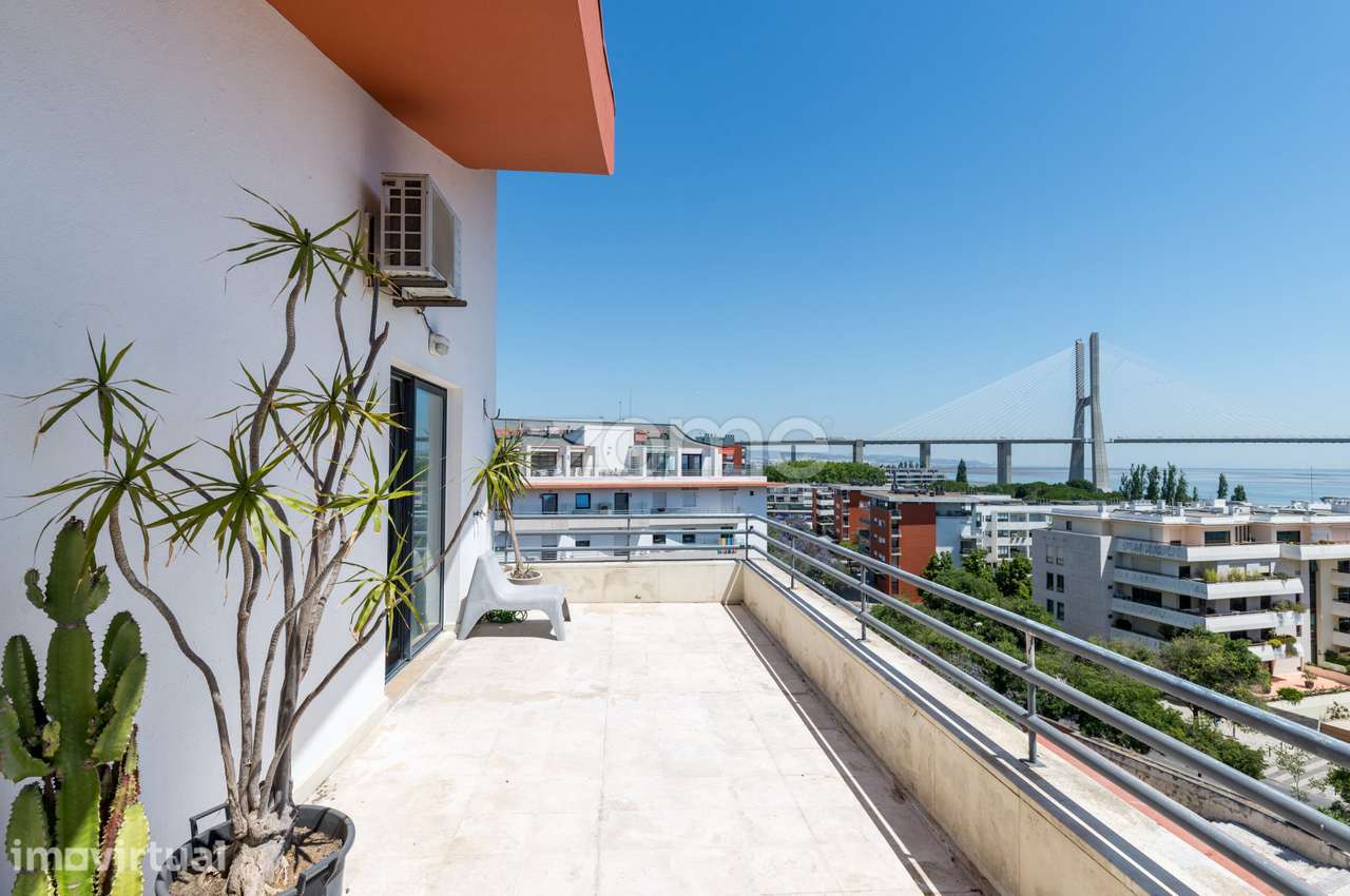 Penthouse T2 Mobilada com Terraço de 62 m² e vista rio - Expo Norte - Grande imagem: 4/31