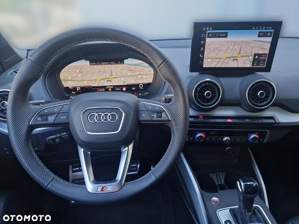Audi SQ2 - 10