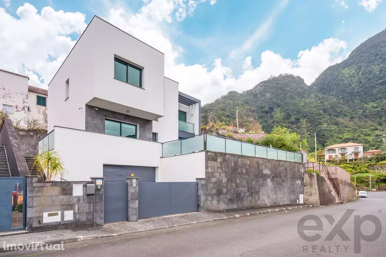 ILHA DA MADEIRA, MORADIA MODERNA, VISTA INCRÍVEL PARA O MAR - Grande imagem: 3/38