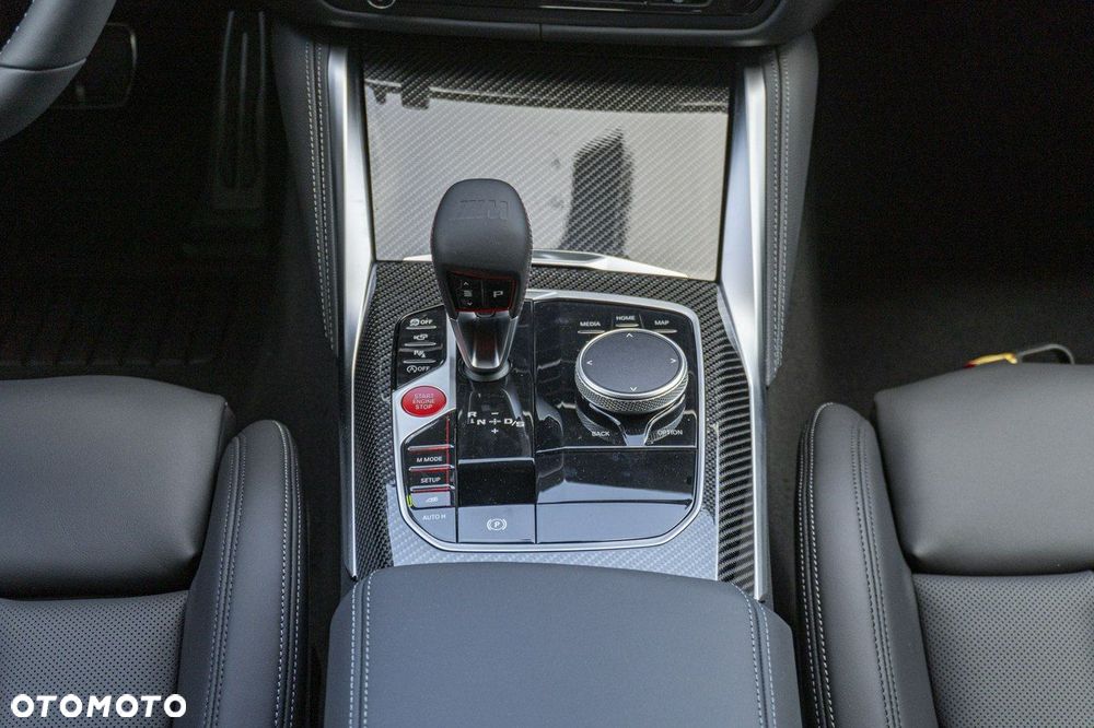 BMW M4 Competition M xDrive - 21