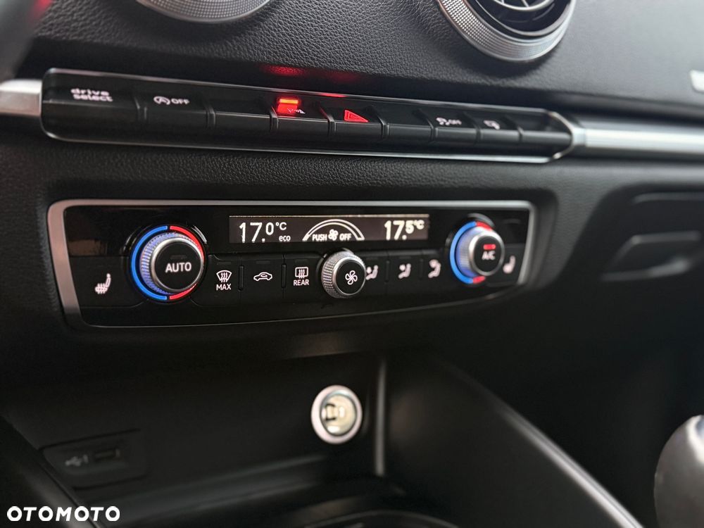 Audi A3 Sportback 2.0 TDI design - 23