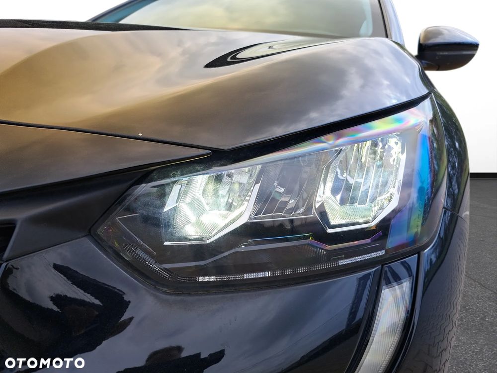 Peugeot 208 PureTech 100 Allure - 11