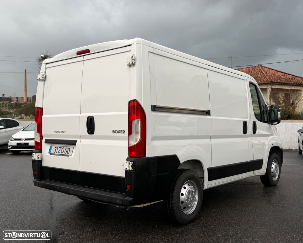 Peugeot Boxer 2.2 BlueHDi 330 L1H1 Premium - 4