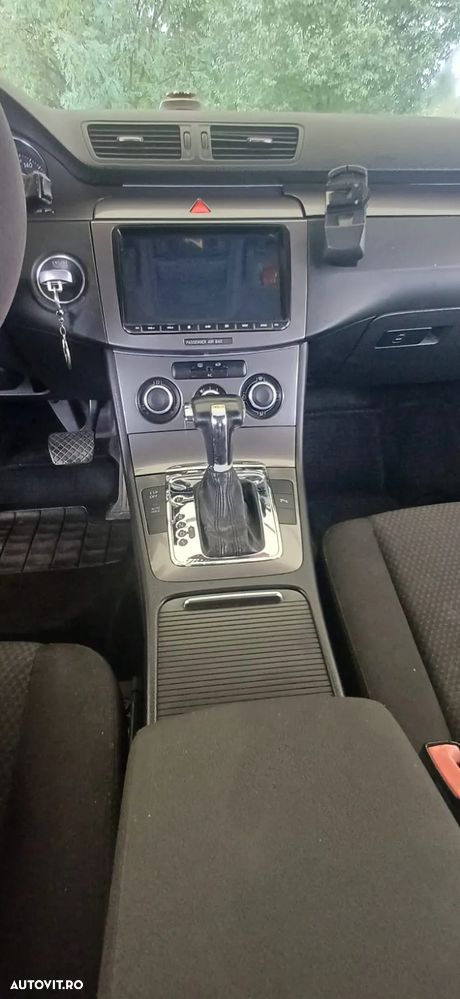 Volkswagen Passat Variant 2.0 Blue TDI DSG SCR Trendline - 8
