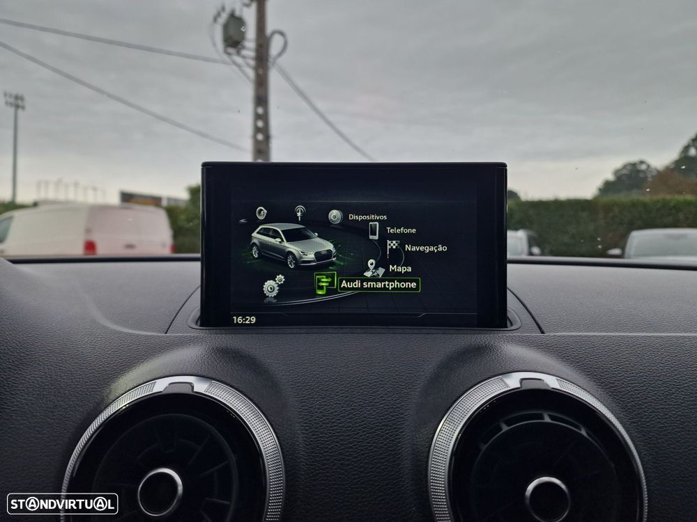 Audi A3 Sportback 1.0 TFSI Design - 23