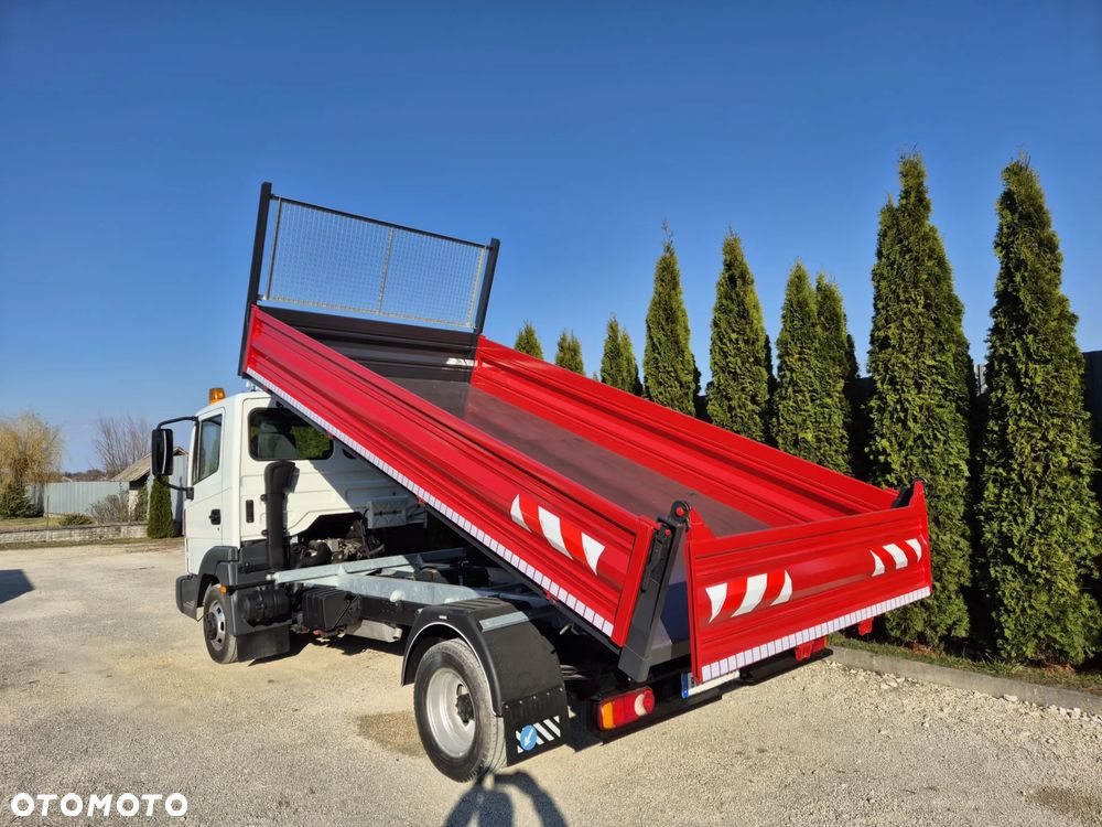 Nissan Atleon 56.13 3.0 130KM - 3