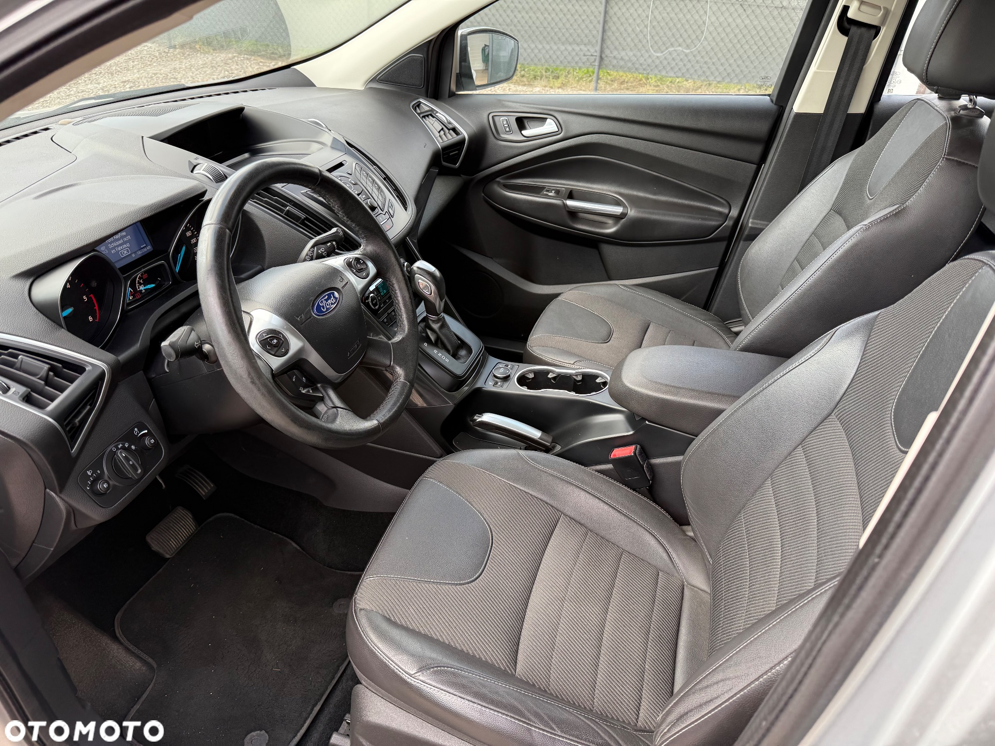Ford Kuga 2.0 TDCi 4WD Titanium - 30