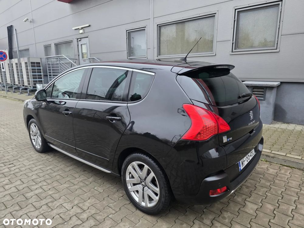 Peugeot 3008 2.0 HDi HYbrid4 - 6