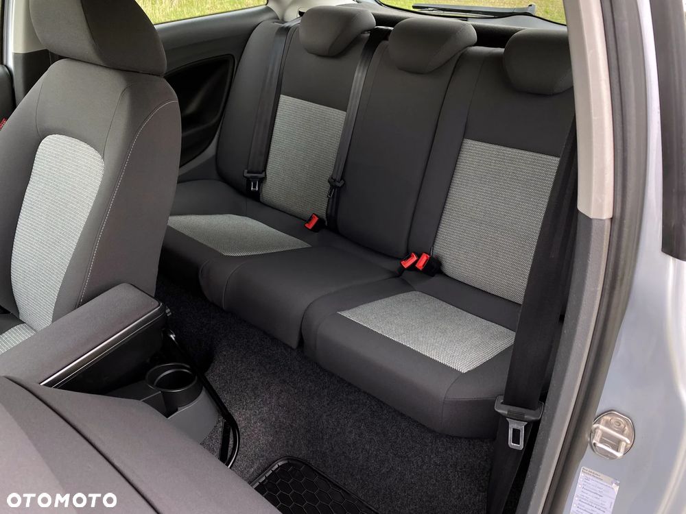 Seat Ibiza SC 1.6 16V DSG Style - 16