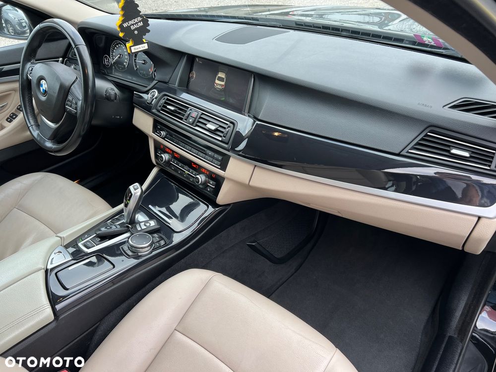 BMW Seria 5 518d Luxury Line - 13