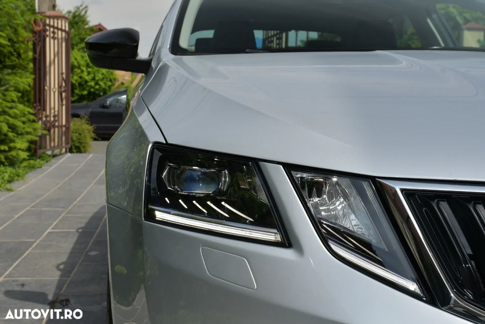Skoda Octavia 2.0 TDI DSG 4X4 Style - 13