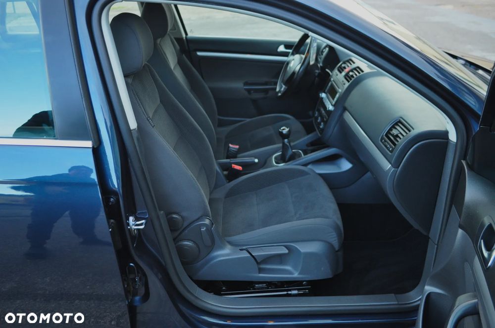 Volkswagen Golf 1.4 TSI Comfortline - 24