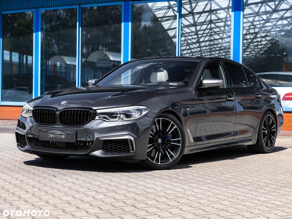 BMW Seria 5 M550i xDrive - 4