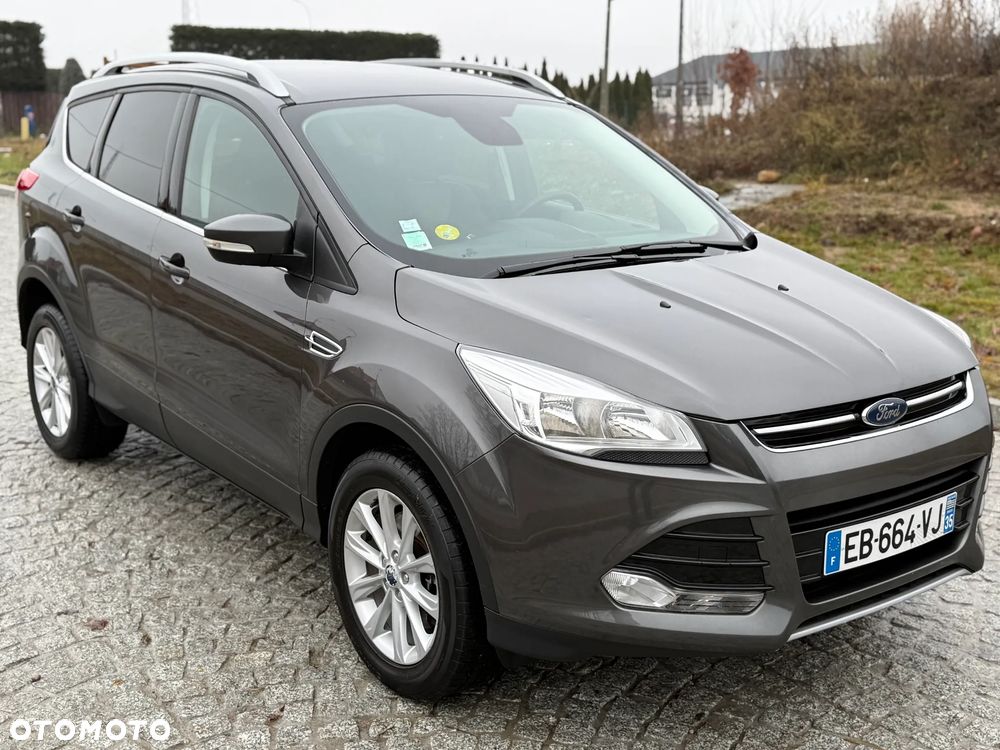 Ford Kuga 2.0 TDCi 2x4 Titanium - 6