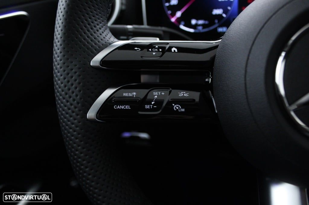 Mercedes-Benz C 300 de AMG Line - 23