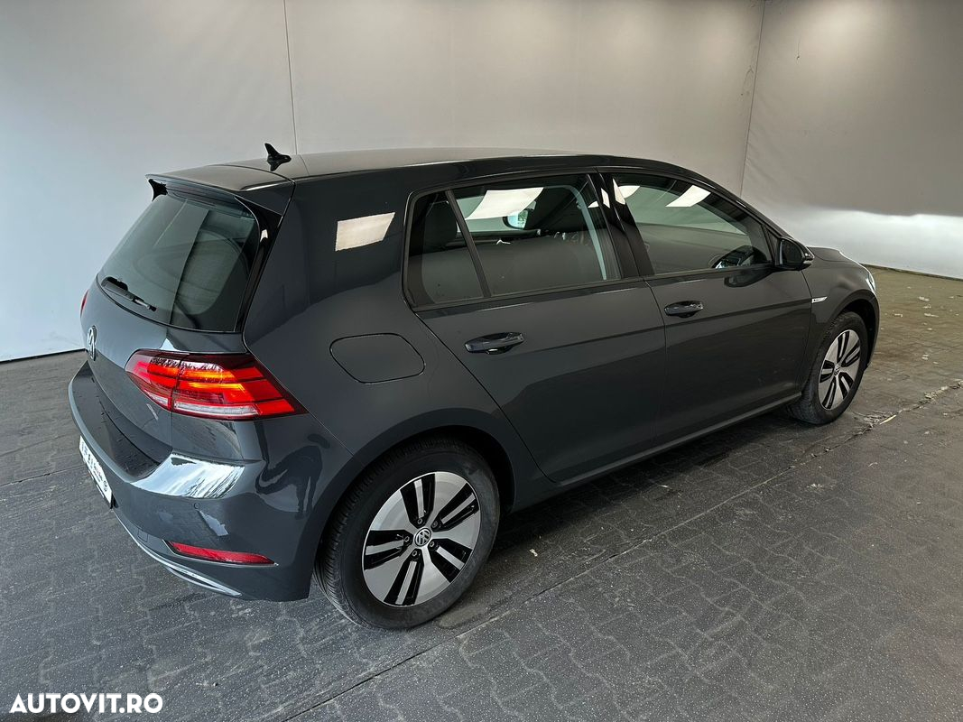 Volkswagen Golf e-Golf - 17