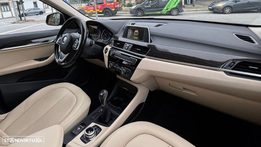 BMW X1 16 d sDrive Advantage - 21