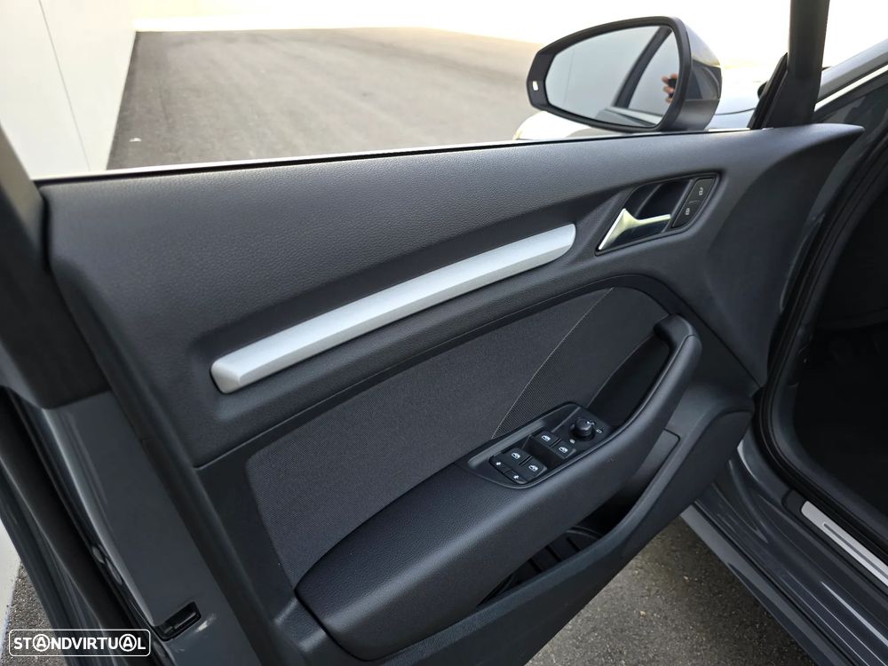 Audi A3 Sportback 30 TFSI S-line - 29