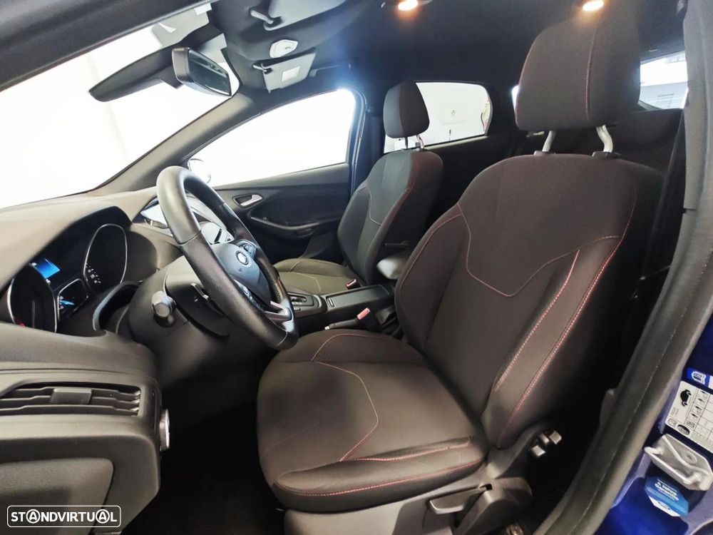 Ford Focus 1.0 EcoBoost ST-Line Aut. - 39