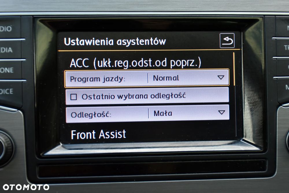 Volkswagen Golf 1.6 TDI BlueMotion Technology DSG Comfortline - 31