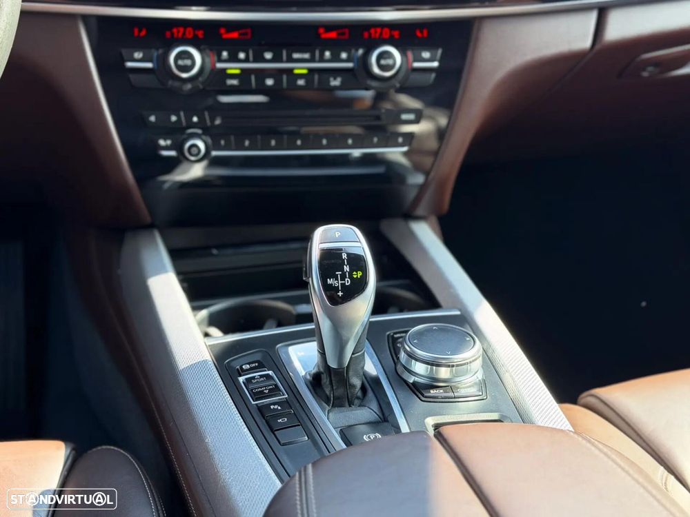 BMW X5 25 d sDrive Pack M - 4