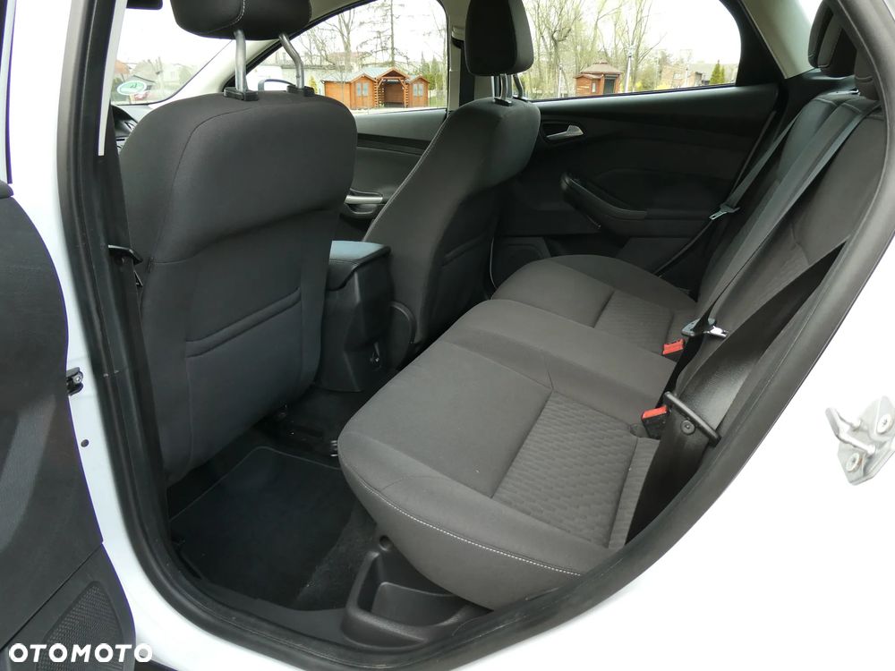 Ford Focus 1.6 EcoBoost Start-Stopp-System SYNC Edition - 24