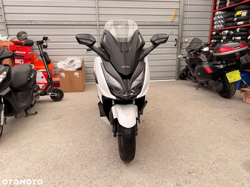 Honda NSS - 2