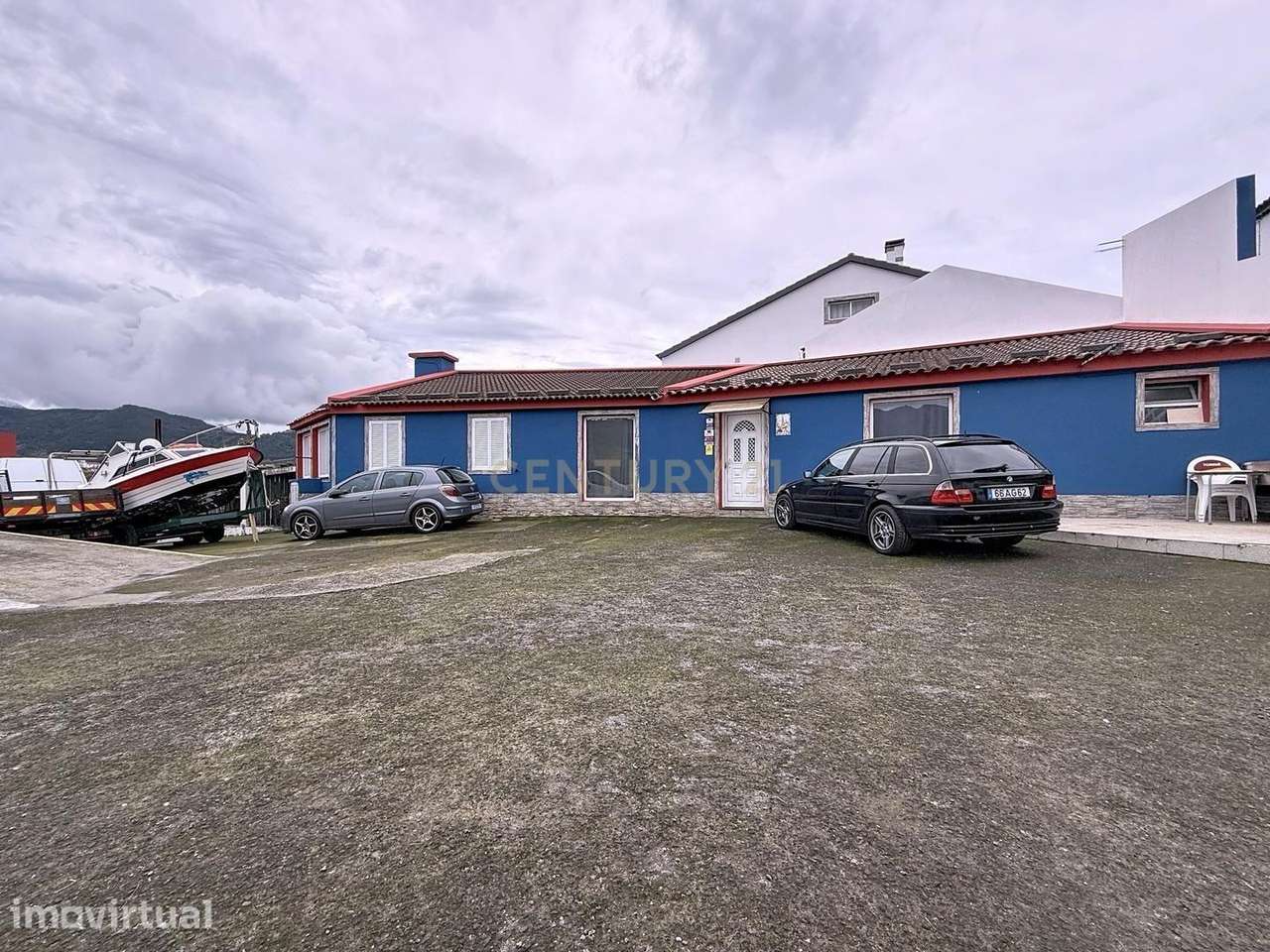 Zona Comercial com Oficinas e Moradia – Vista Mar e Serra na Lomba do - Grande imagem: 3/18
