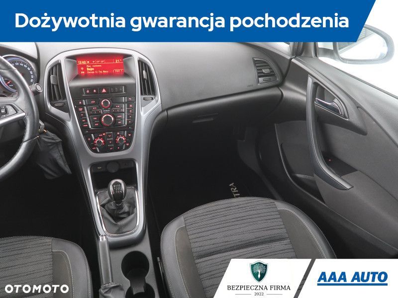 Opel Astra - 10