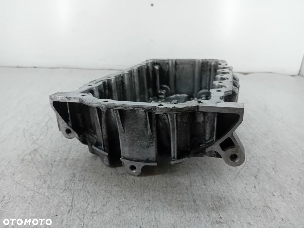 MISKA OLEJOWA VW PASSAT B6 03G103603AB 2.0 TDI - 4