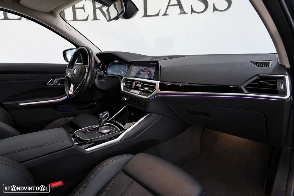 BMW 330 e Auto - 33