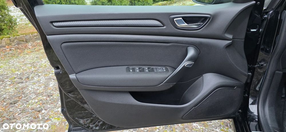 Renault Megane 1.3 TCe FAP Limited - 11