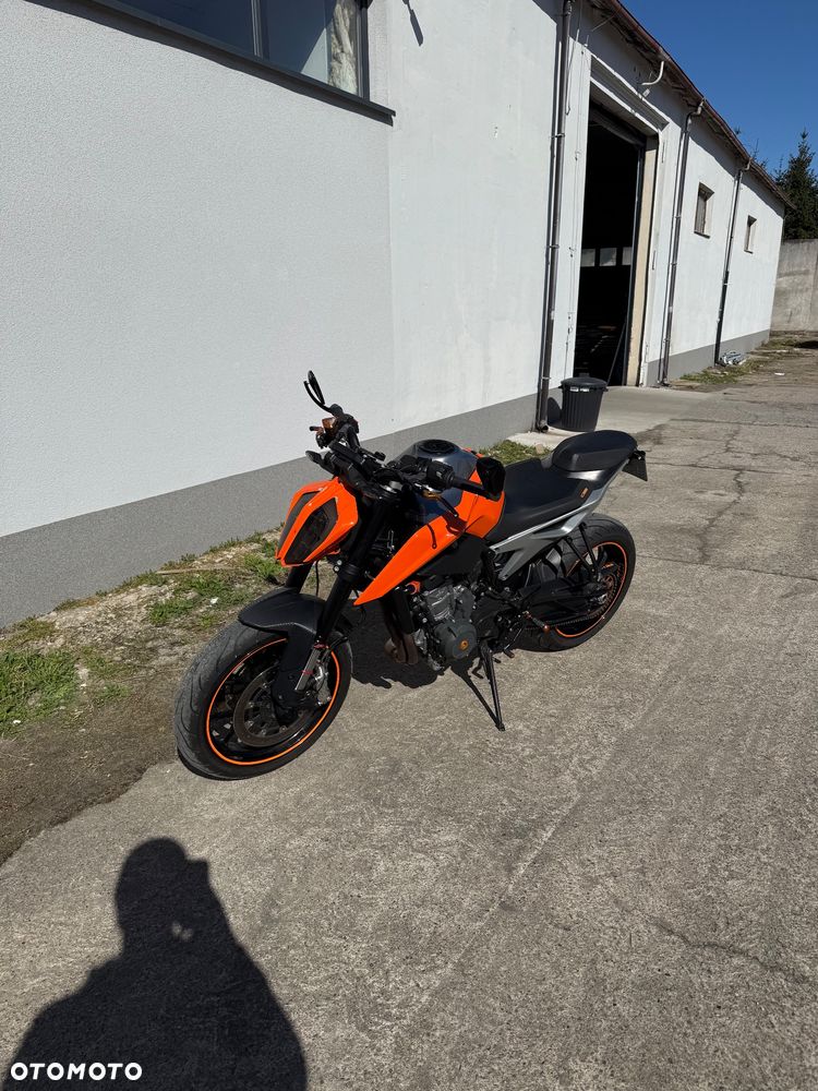KTM Duke - 4