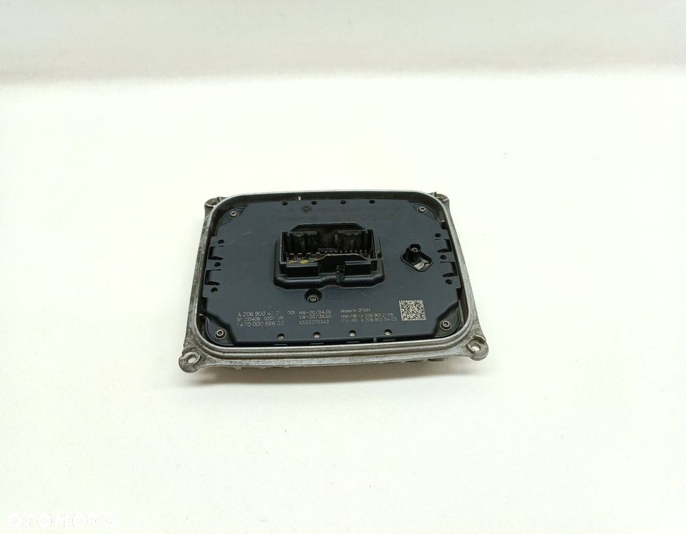 PRZETWORNICA MODUŁ LED MERCEDES W206 A2069004211 - 1