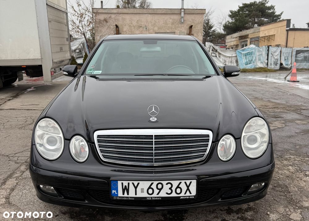 Mercedes-Benz Klasa E 200 Kompressor Classic Sport Edition - 10