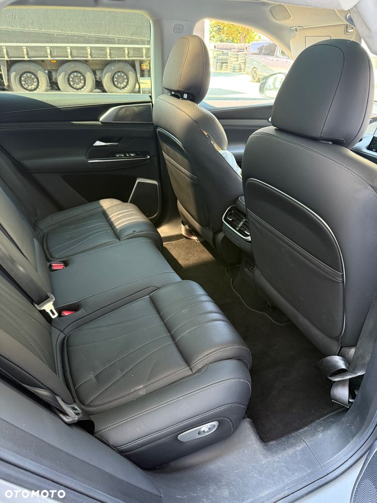 XPeng G9 AWD Performance - 12