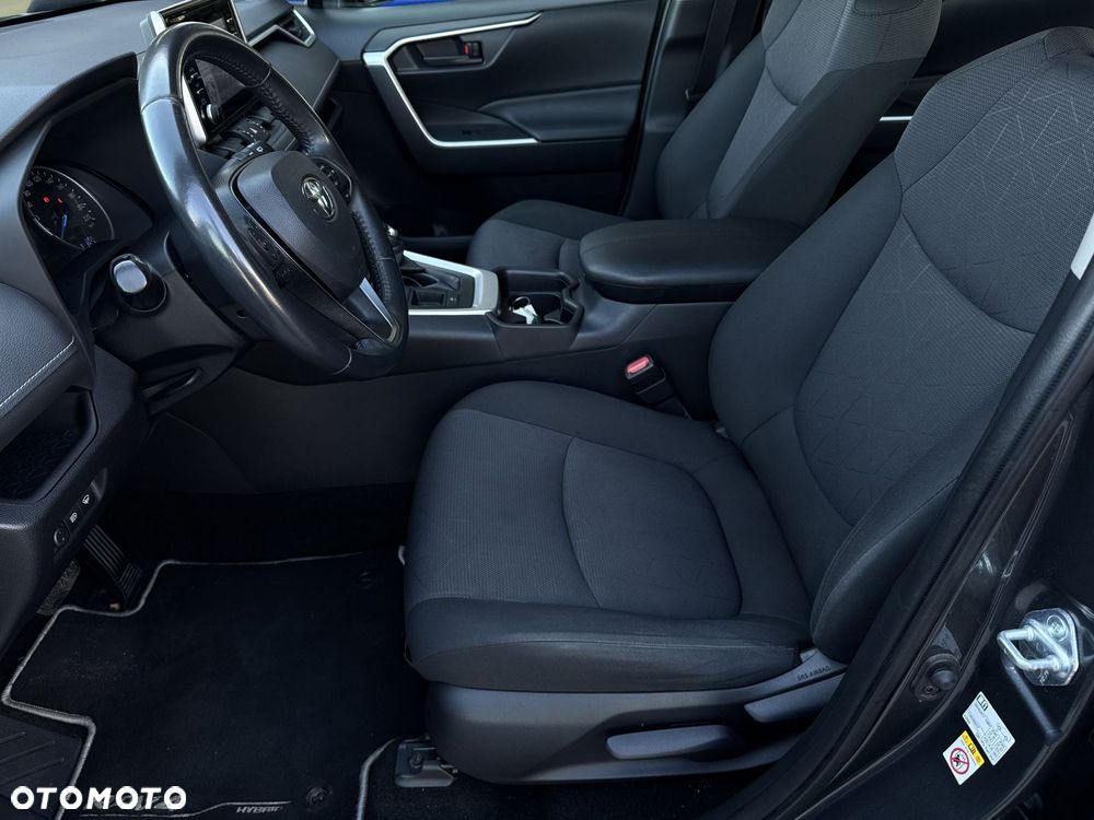 Toyota RAV4 - 13